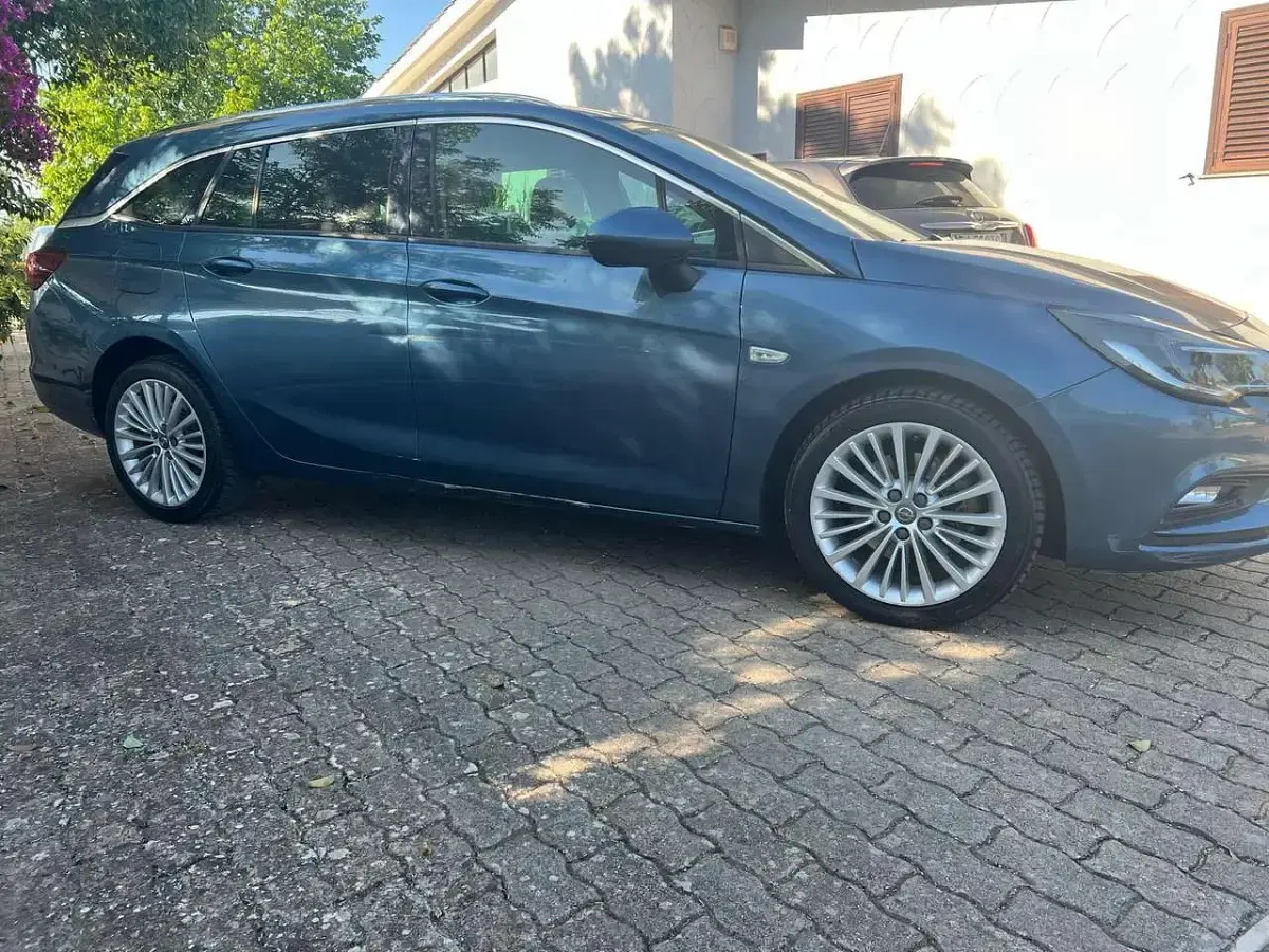 Usata Opel Astra Innovation 110 CV (80 kW) 2017 Blu/azzurro Station wagon