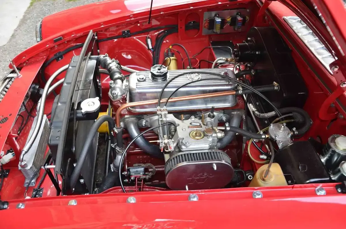 Usata MG B 101 CV (74 kW) 1963 Rosso Cabrio