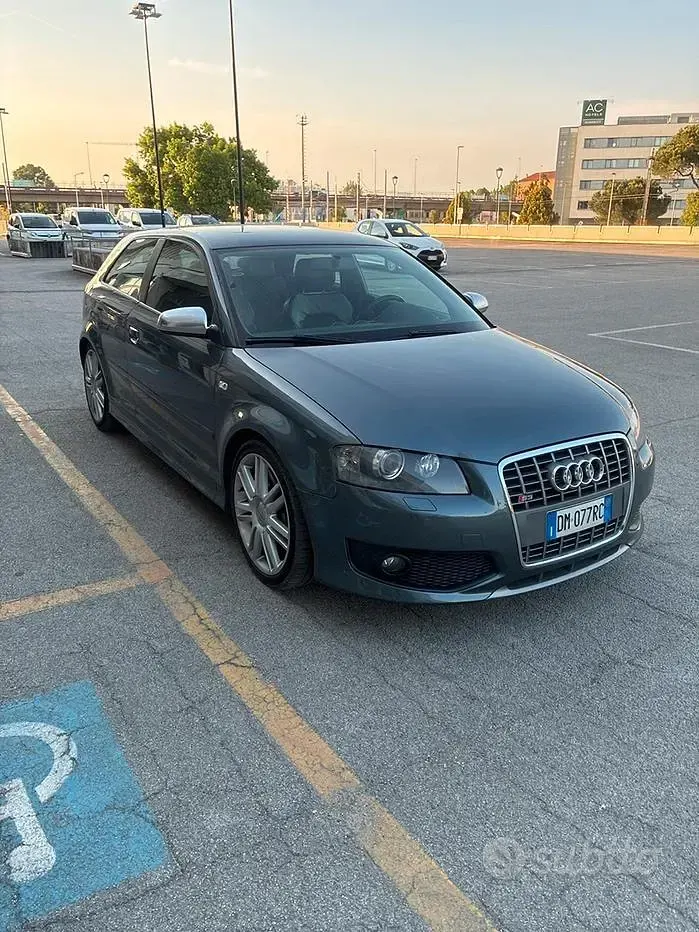 Usata Audi S3 265 CV (194 kW) 2007 Grigio Utilitaria