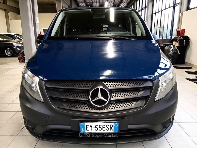 Usata Mercedes Vito 114 CV (83 kW) 2015 Blu/azzurro Furgone