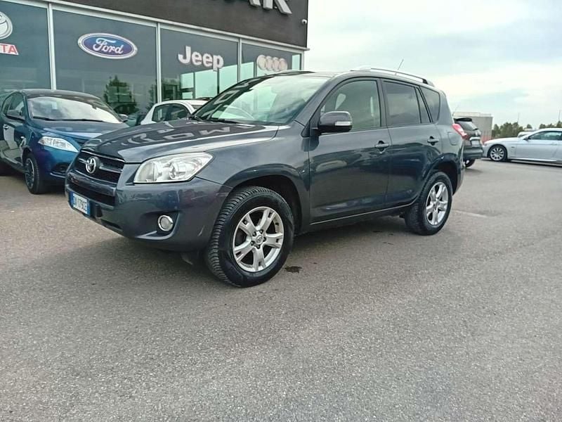 Usata Toyota RAV4 Sol 150 CV (110 kW) 2009 Grigio SUV