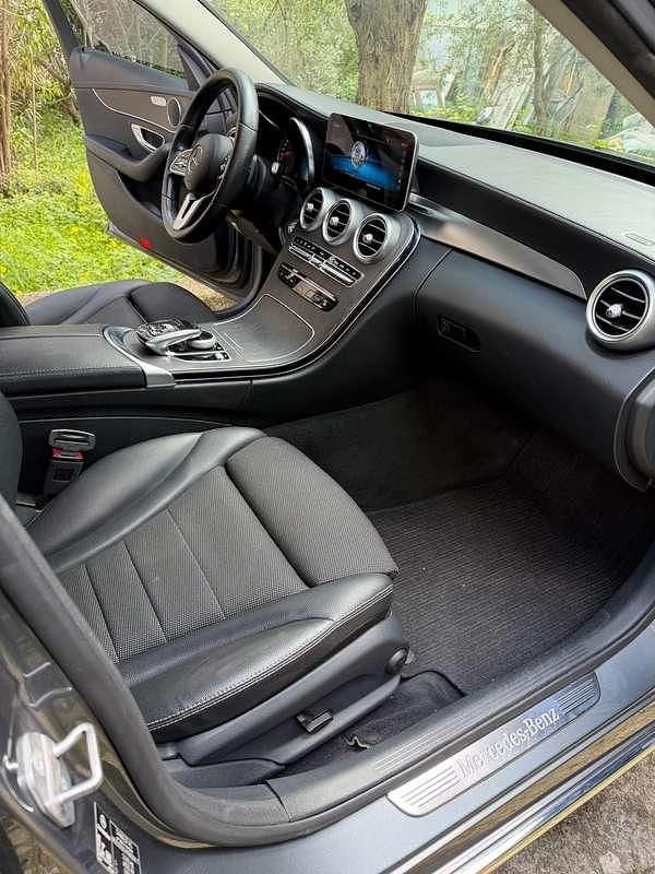 Usata Mercedes 220 194 CV (142 kW) 2018 Grigio Berlina