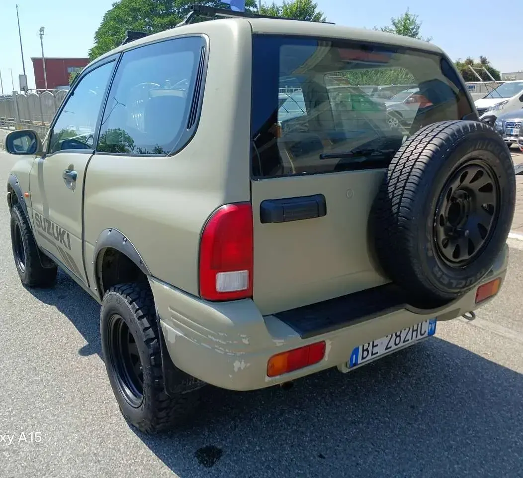 Usata Suzuki Vitara 71 CV (52 kW) 1999 Vernice pastello SUV