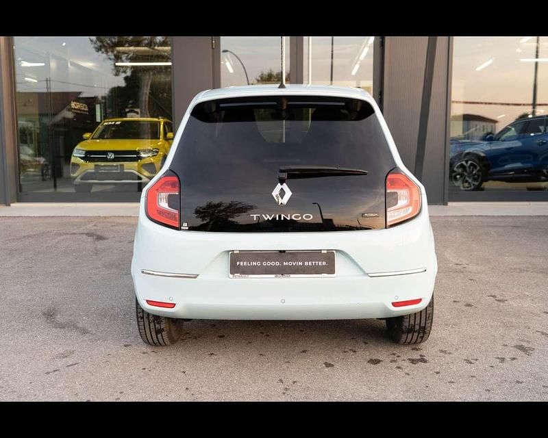 Usata Renault Twingo Techno 31 kW (43 CV) 2022 Blu/azzurro Utilitaria
