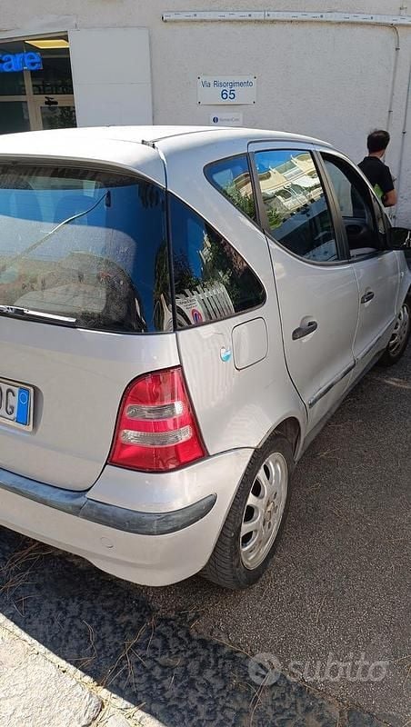 Usata Mercedes A140 82 CV (60 kW) 2001 Grigio Utilitaria