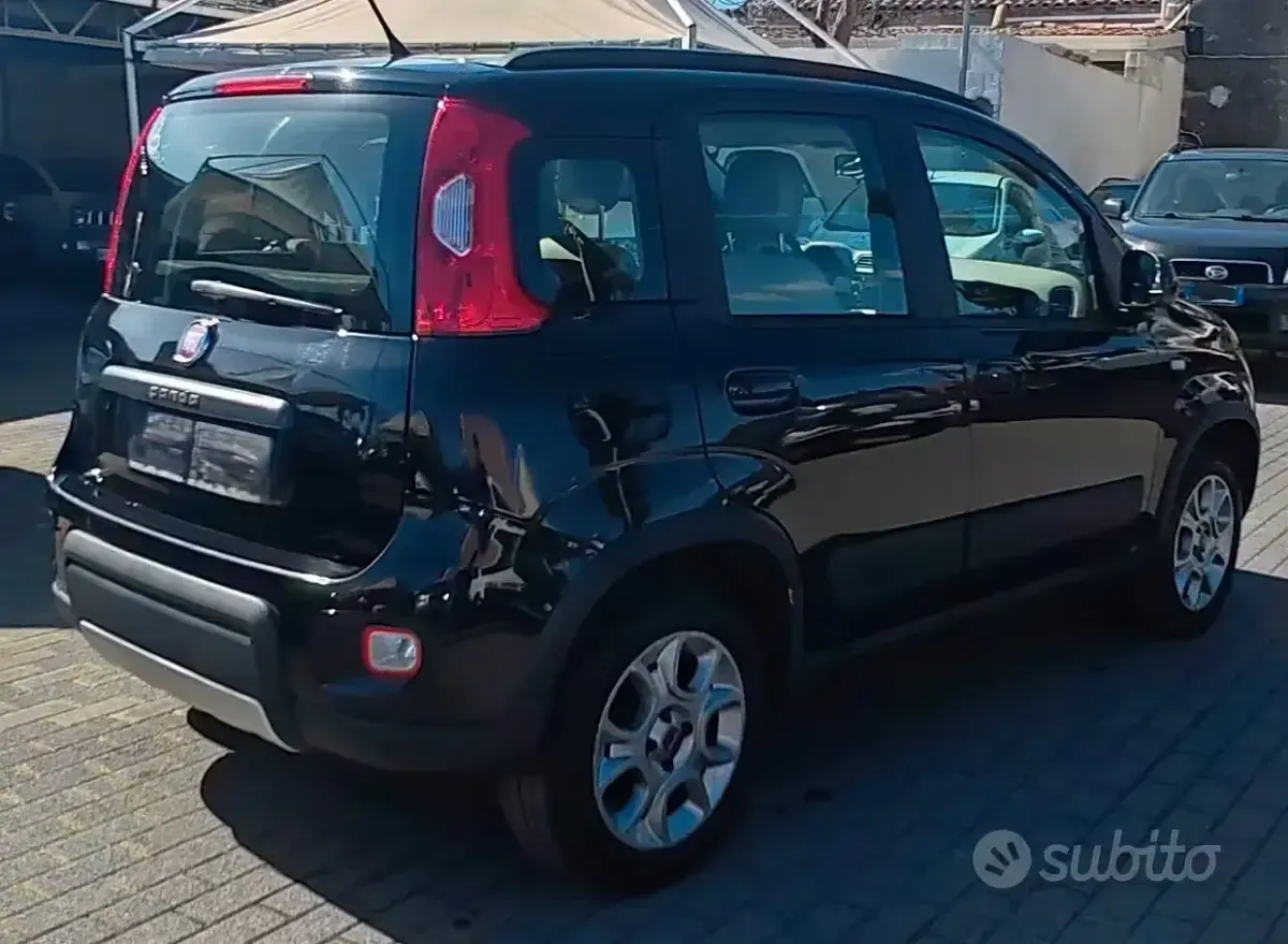 Usata Fiat Panda 4x4 75 CV (55 kW) 2014 Nero Utilitaria
