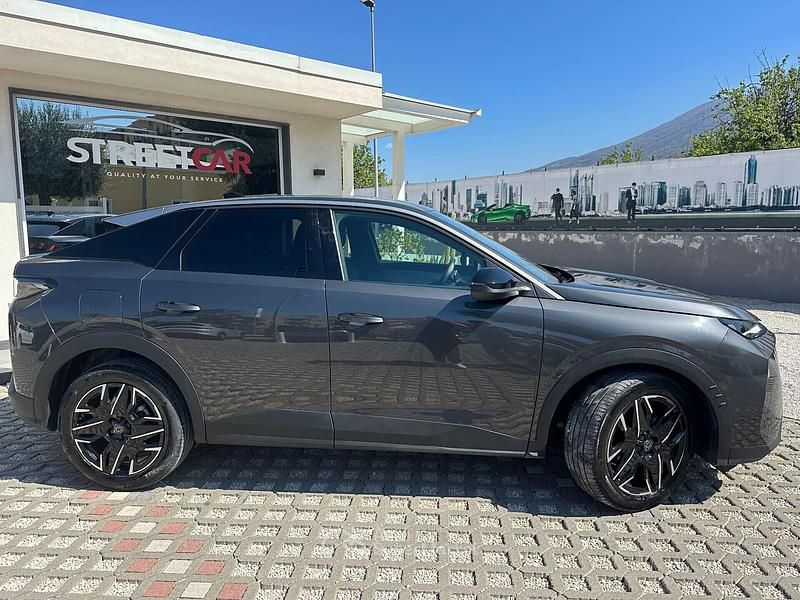 Usata Peugeot 3008 Allure 136 CV (100 kW) 2025 Grigio SUV