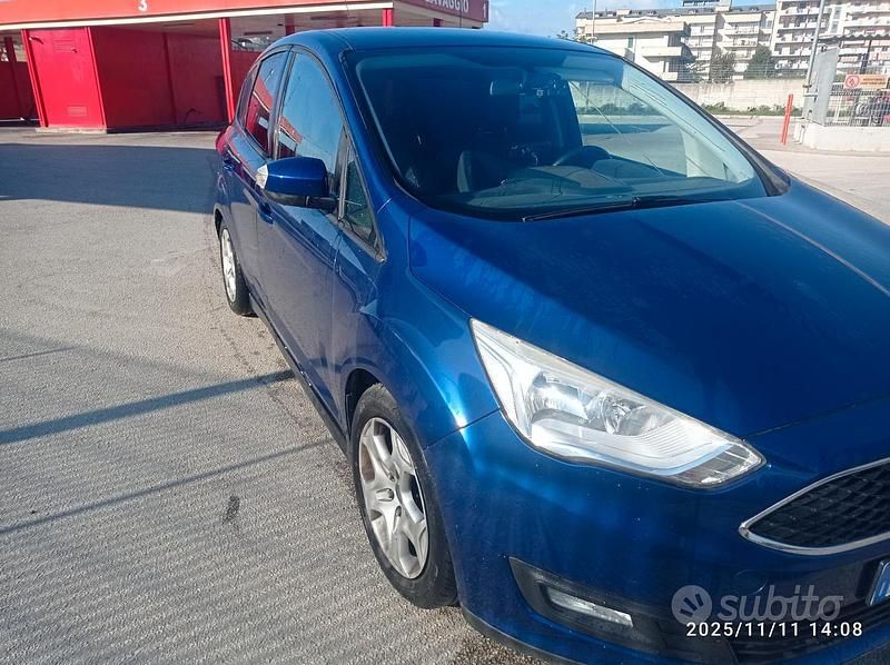 Begagnad Ford C-MAX 120 HK (88 kW) 2017 Minibuss