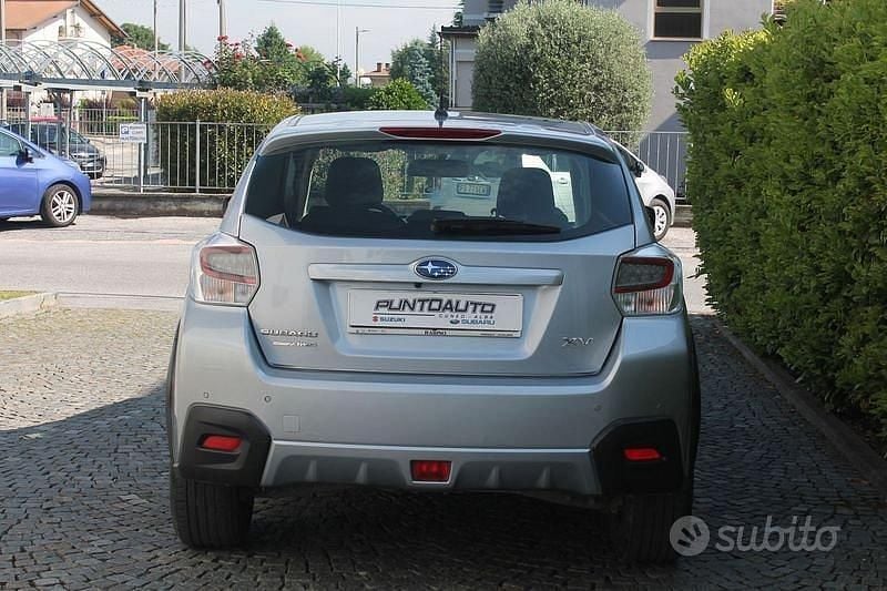 Usata Subaru XV 114 CV (83 kW) 2016 Argento SUV