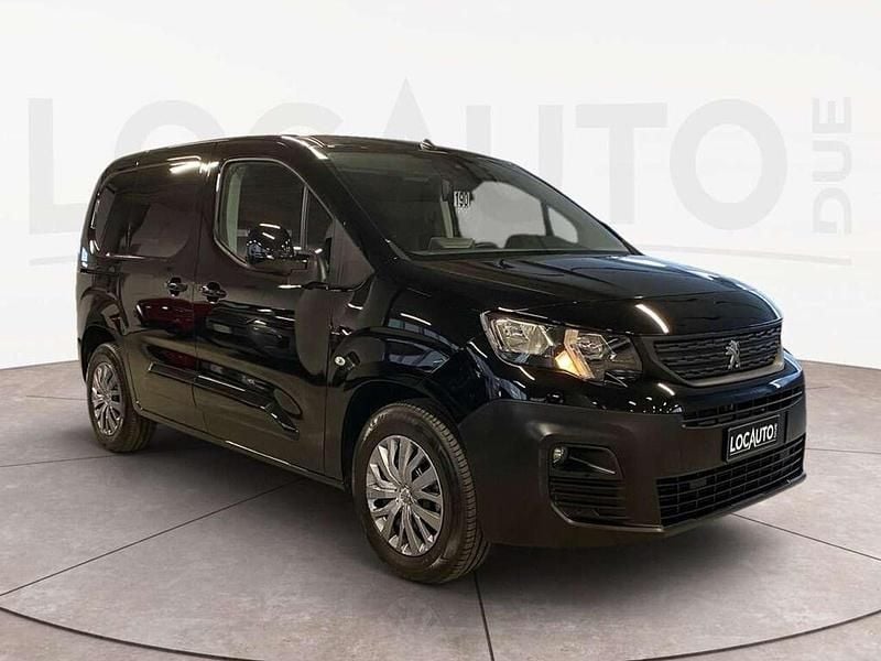 Usata Peugeot Partner Premium 77 CV (56 kW) 2022 Nero Monovolume