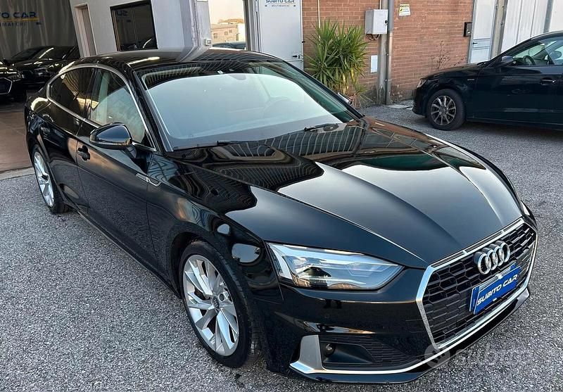 Nero Usata 2020 Audi A5 Tre volumi | 27.500 € (Molto cara) - Immagine 1/4