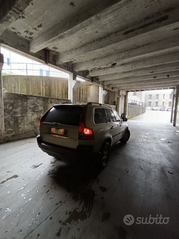 Verde Usata 2006 Volvo XC90 SUV | 6400 € (Molto cara) - Immagine 1/4