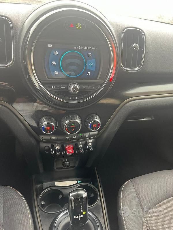 Usata Mini Cooper D Countryman Business 150 CV (110 kW) 2020 Grigio SUV