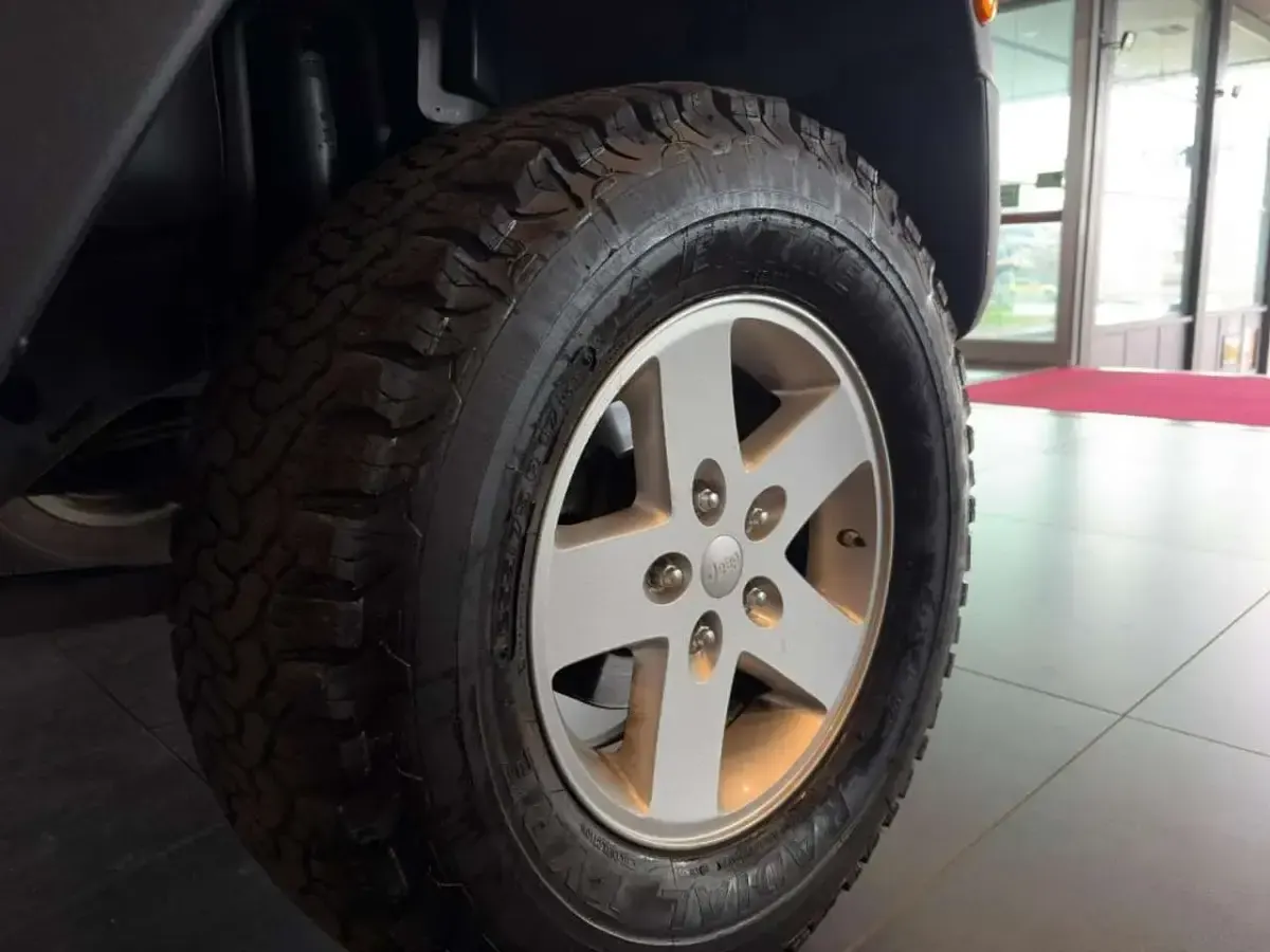 Usata Jeep Wrangler 177 CV (130 kW) 2007 Nero SUV