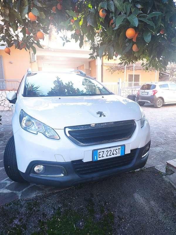 Usata Peugeot 2008 Active 92 CV (67 kW) 2015 SUV