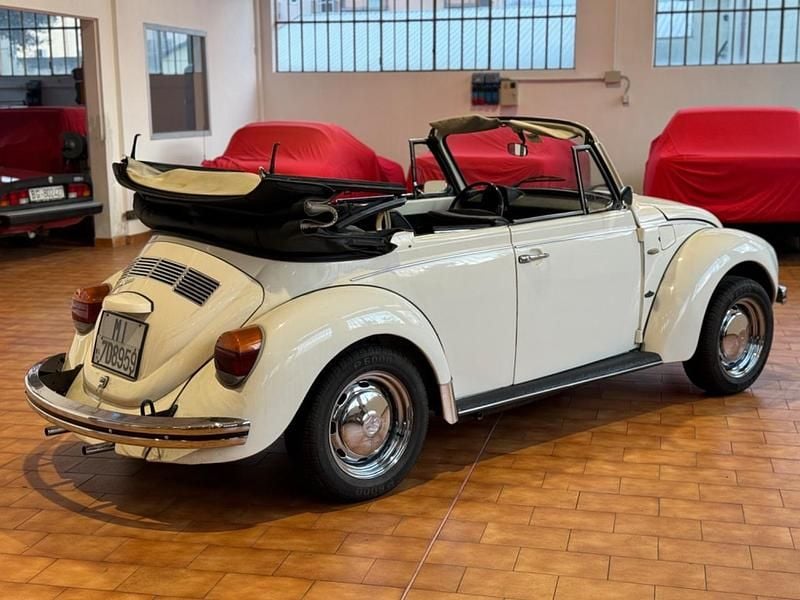 Bianco Usata 1974 VW Maggiolino Cabrio | 17.900 € - Immagine 1/4