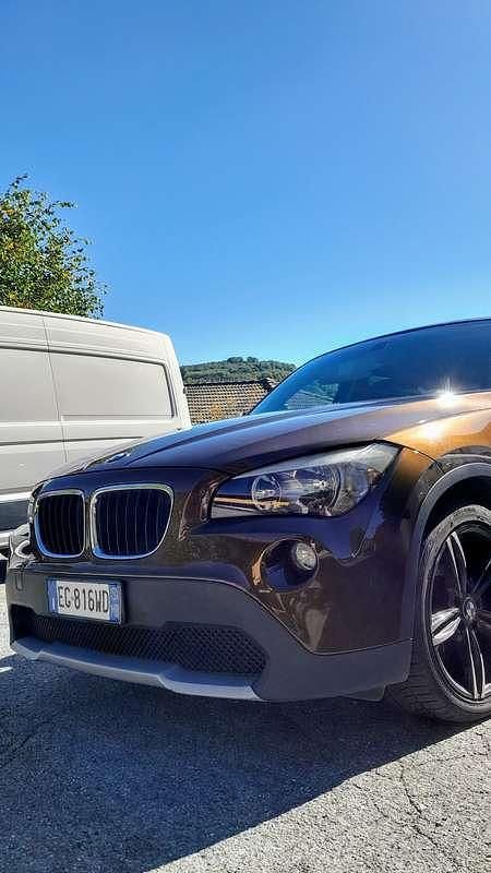 Usata BMW X1 143 CV (105 kW) 2011 Marrone SUV