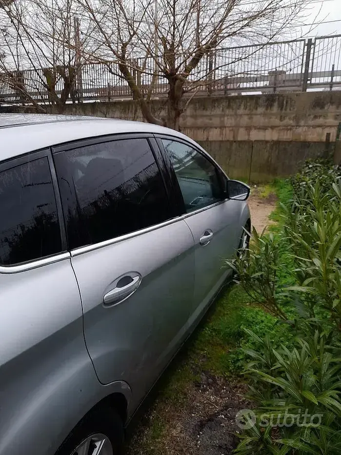 Usata Ford C-MAX 150 CV (110 kW) 2017 Grigio Monovolume