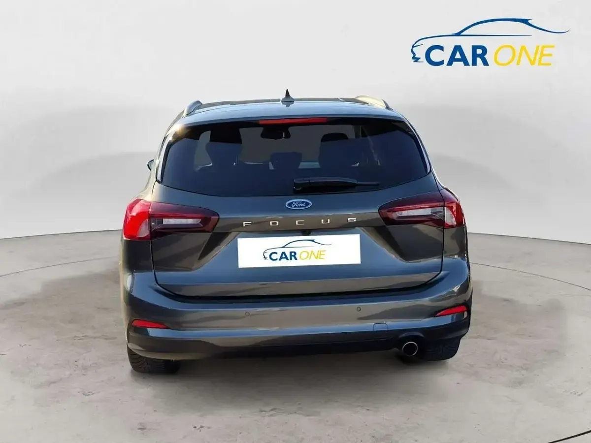 Usata Ford Focus Business Edition 120 CV (88 kW) 2023 Grigio Station wagon