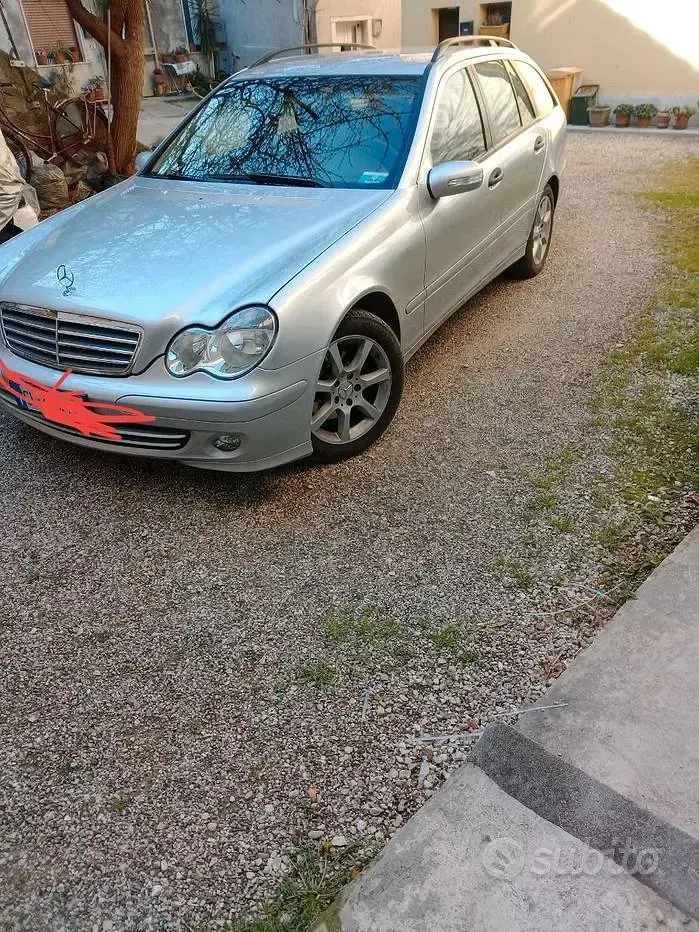 Usata Mercedes C200 Classic 136 CV (100 kW) 2004 Grigio Station wagon