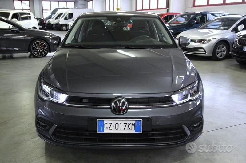 Grigio Usata 2025 VW Polo Life Utilitaria | 20.900 € (Buon prezzo) - Immagine 1/4