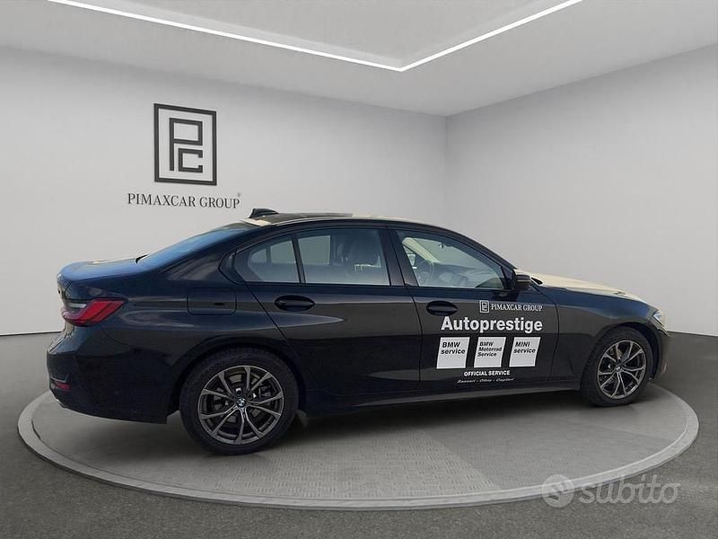 Usata BMW 318 Sport Line 2022 Berlina