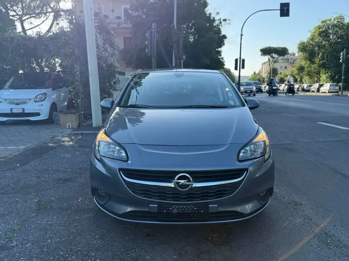 Usata Opel Corsa Cosmo 69 CV (50 kW) 2018 Grigio Utilitaria