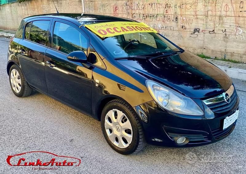 Usata Opel Corsa Cosmo 80 CV (58 kW) 2010 Nero Utilitaria