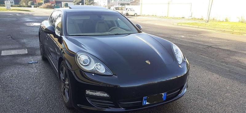 Usata Porsche Panamera 299 CV (219 kW) 2011 Nero Berlina