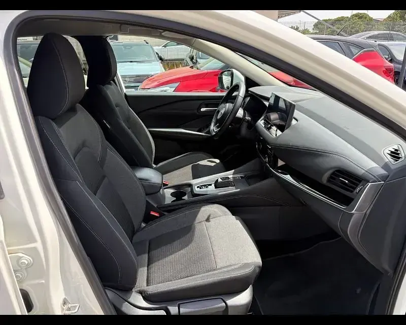 Usata Nissan Qashqai N-Connecta 158 CV (116 kW) 2023 Bianco SUV