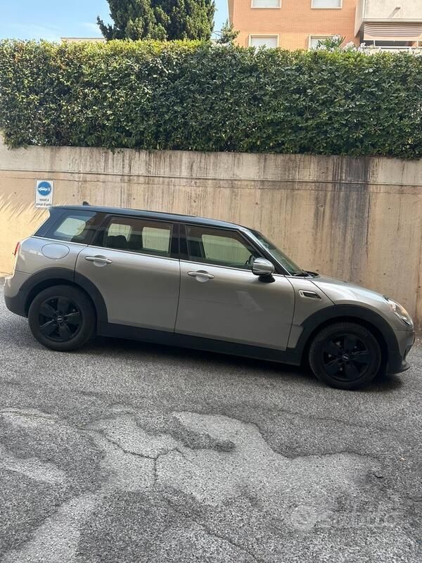 Usata Mini One Clubman 102 CV (75 kW) 2016 Grigio Station wagon