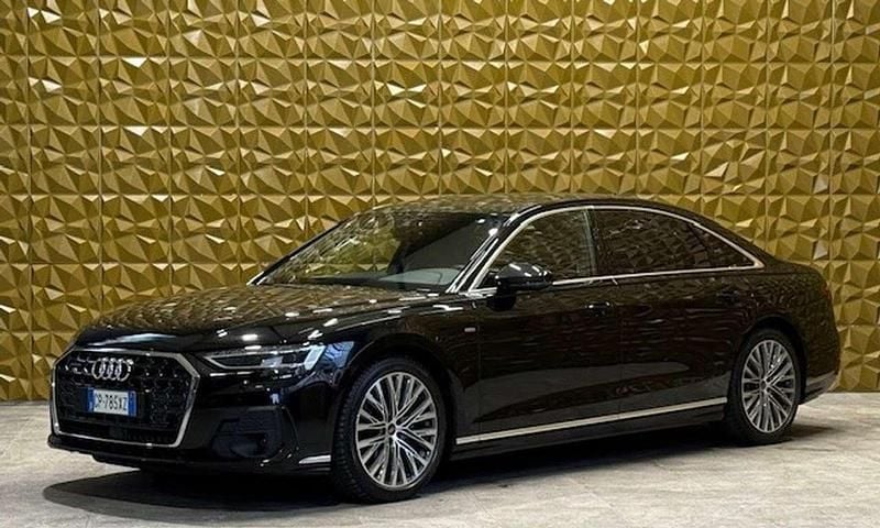 Usata Audi A8L S-Line 286 CV (210 kW) 2023 Nero Berlina