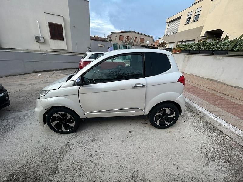 Usata Aixam City 2016 Bianco Utilitaria
