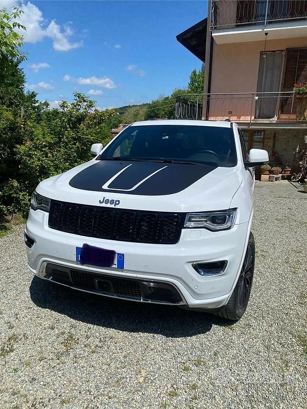 Usata Jeep Grand Cherokee Overland 250 CV (183 kW) 2019 SUV