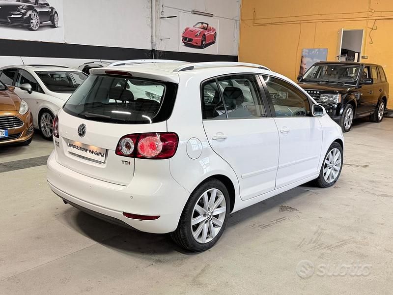 Usata VW Golf VI Highline 104 CV (76 kW) 2011 Bianco Utilitaria