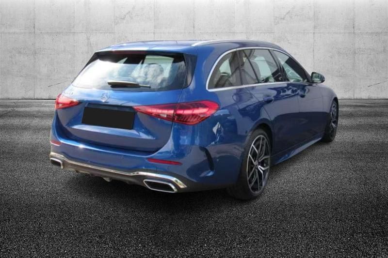 Usata Mercedes C300e Premium 265 CV (194 kW) 2022 Blu/azzurro Station wagon
