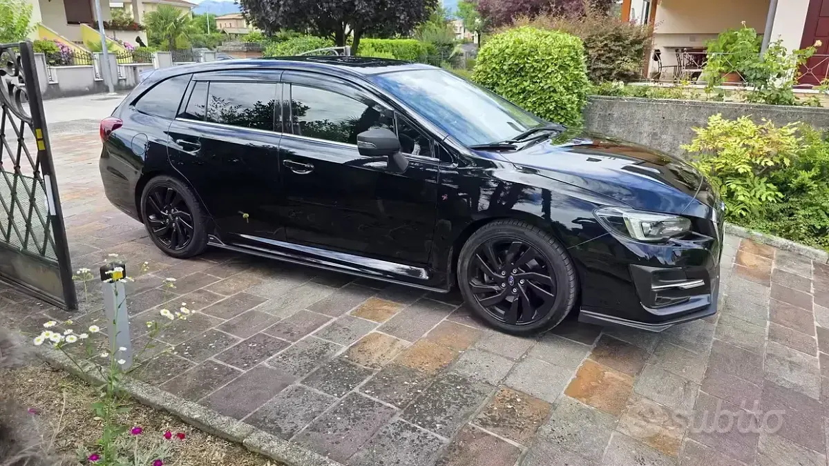 Usata Subaru Levorg 150 CV (110 kW) 2019 Nero Station wagon