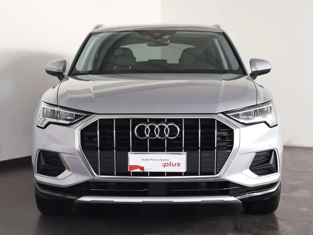 Usata Audi Q3 Advanced 150 CV (110 kW) 2025 Argento fioretto SUV