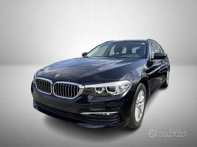 Usata BMW 520 Sport Line 190 CV (139 kW) 2018 Nero Station wagon