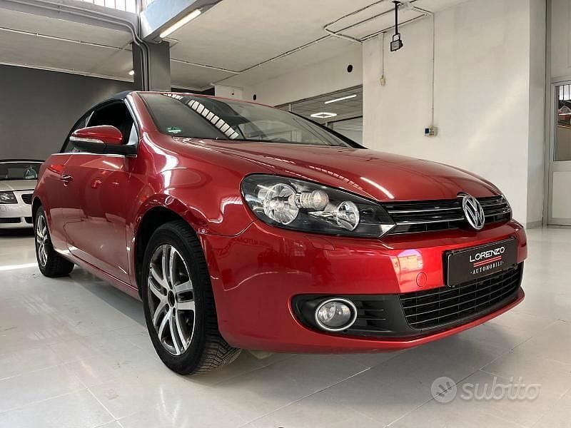 Usata VW Golf 105 CV (77 kW) 2011 Rosso Cabrio