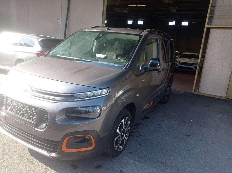 Usata Citroën Berlingo XTR 131 CV (96 kW) 2023 Grigio Monovolume