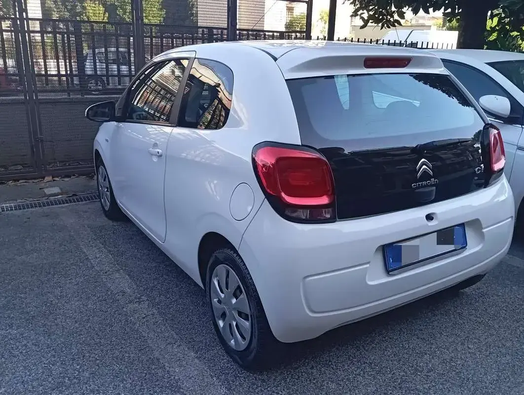 Usata Citroën C1 Feel 69 CV (50 kW) 2017 Bianco Utilitaria
