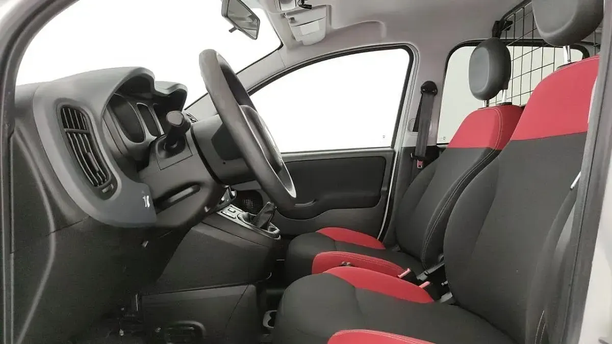 Usata Fiat Panda Pop 70 CV (51 kW) 2019 Bianco Utilitaria