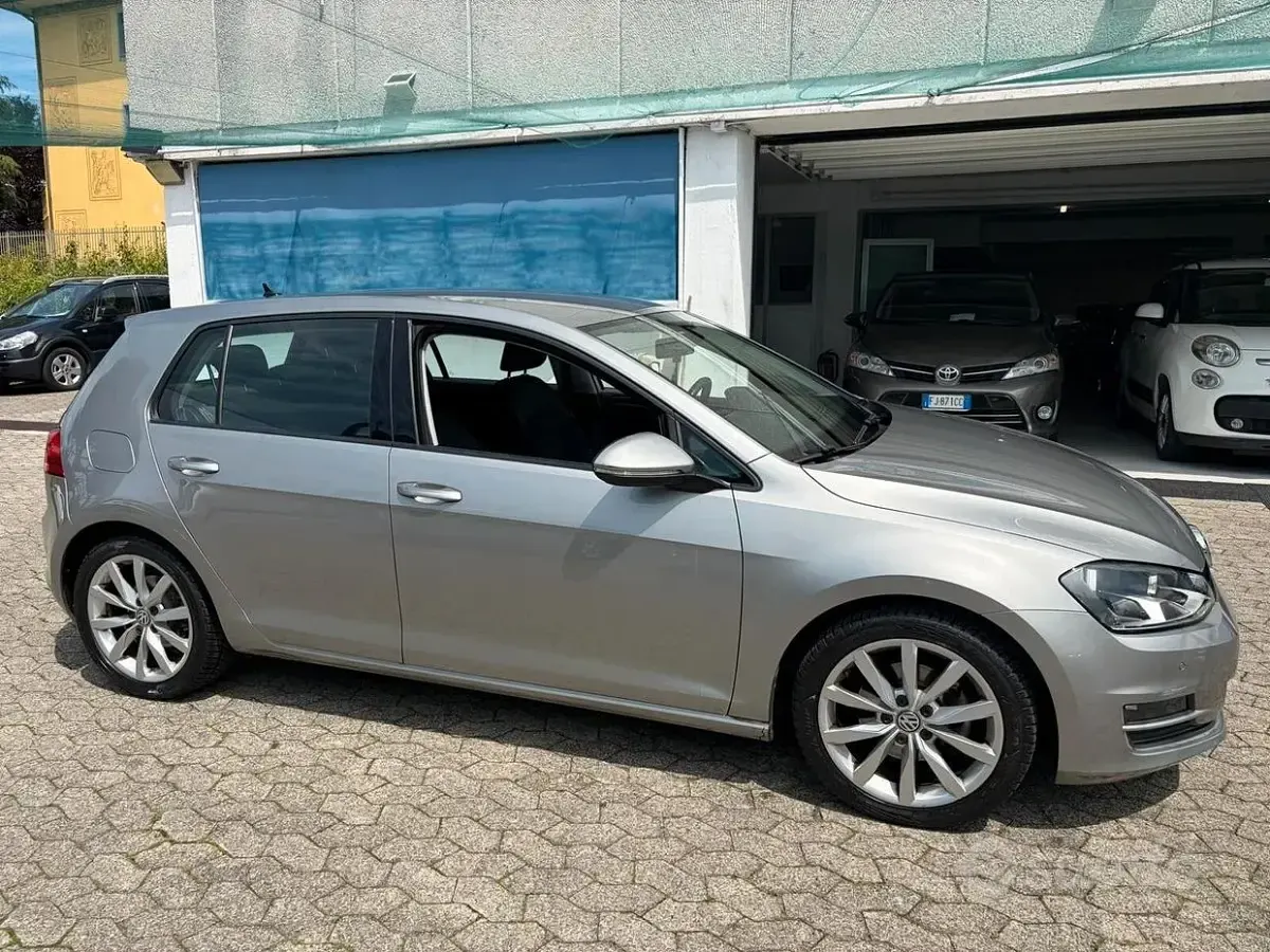 Occasion VW Golf VII Highline 122 PK (89 kW) 2015 Grijs Sedan