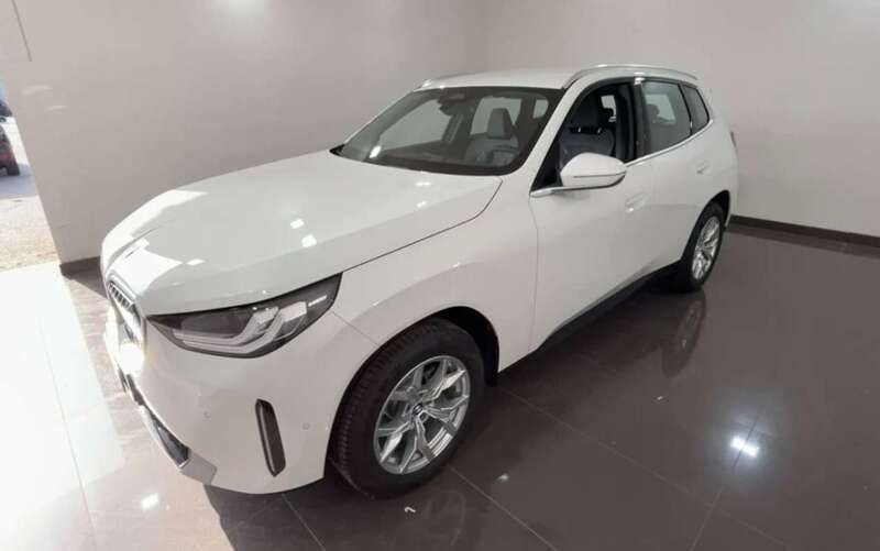 Bianco Nuova 2025 BMW X3 Comfort Edition SUV | 58.490 € - Immagine 1/4