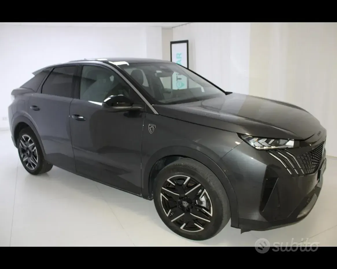 Usata Peugeot 3008 GT 136 CV (100 kW) 2025 Grigio SUV