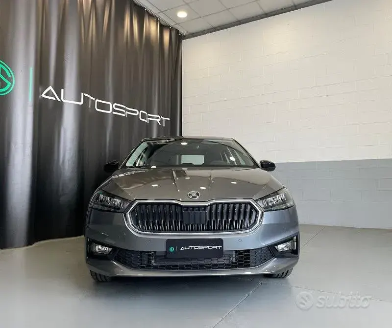 Nuova Skoda Fabia Selection 80 CV (58 kW) 2025 Grigio Utilitaria