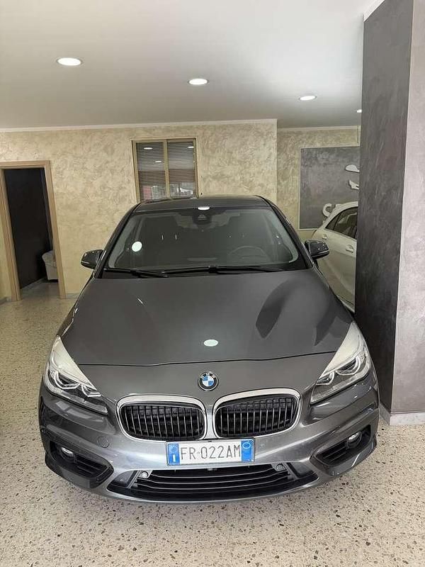 Usata BMW 216 Active Tourer Luxury Line 116 CV (85 kW) 2018 Grigio Monovolume