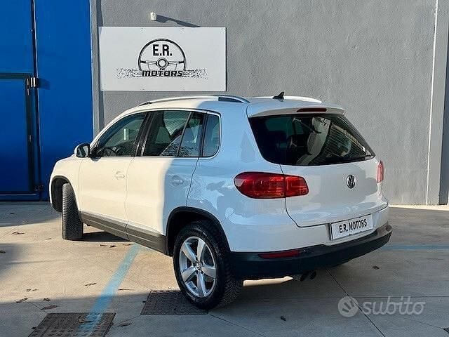 Usata VW Tiguan S 140 CV (102 kW) 2012 Bianco SUV