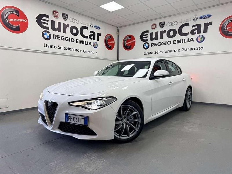 Usata Alfa Romeo Giulia Executive 150 CV (110 kW) 2018 Bianco Berlina